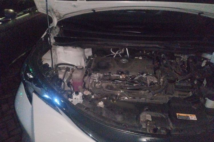Used Toyota SIENNA 2023 2.5L Hybrid Comfort Edition Engine Bay Right