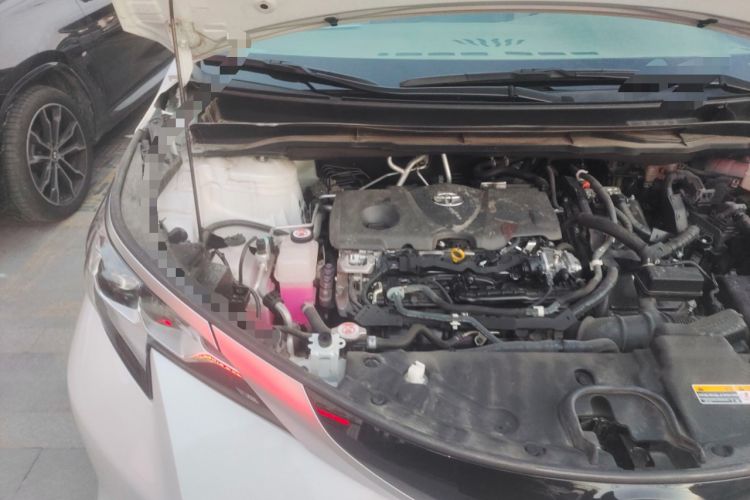 Used Toyota SIENNA 2023 2.5L Hybrid Deluxe Edition Engine Bay Right