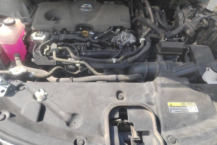 Used Toyota SIENNA 2023 2.5L Hybrid Comfort Edition Engine Bay