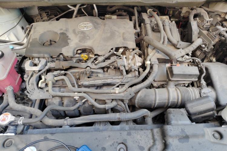 Used Toyota SIENNA 2023 2.5L Hybrid Comfort Edition Engine Bay