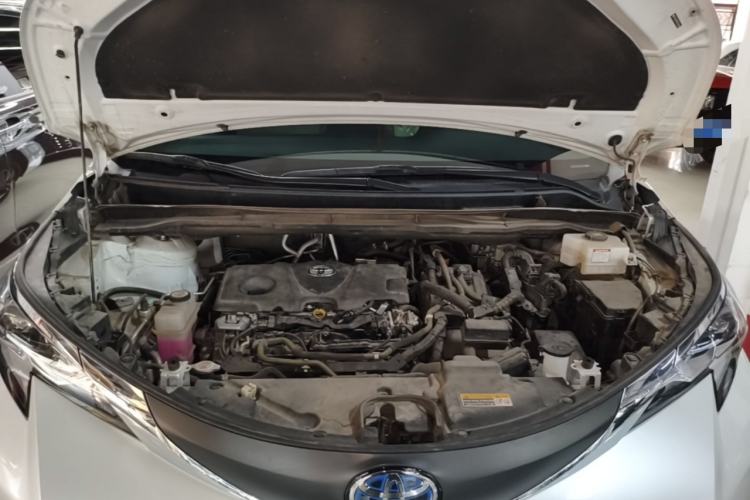 Used Toyota SIENNA 2023 2.5L Hybrid Comfort Edition Engine Bay