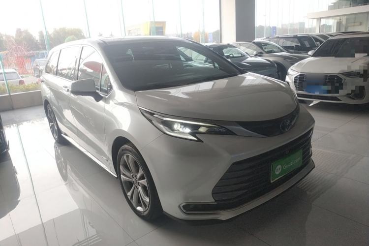 Used Toyota SIENNA 2023 2.5L Hybrid Deluxe Edition Exterior 1
