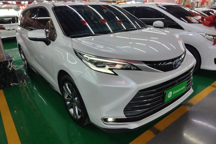 Used Toyota SIENNA 2023 2.5L Hybrid Deluxe Edition Exterior 1