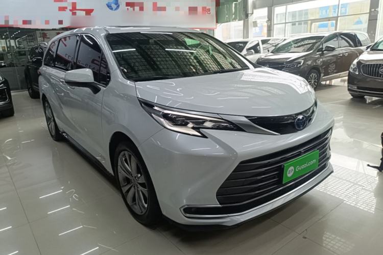 Used Toyota SIENNA 2023 2.5L Hybrid Deluxe Edition Exterior 1