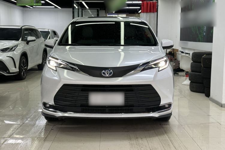 Used Toyota SIENNA 2023 2.5L Hybrid Comfort Edition Exterior 1