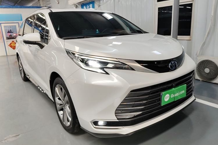 Used Toyota SIENNA 2023 2.5L Hybrid Deluxe Edition Exterior 1