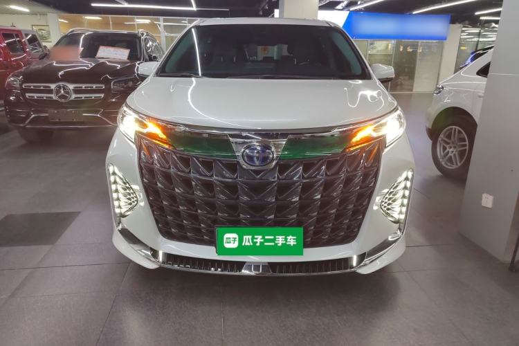 Used Toyota SIENNA 2023 2.5L Hybrid Comfort Edition Exterior 1