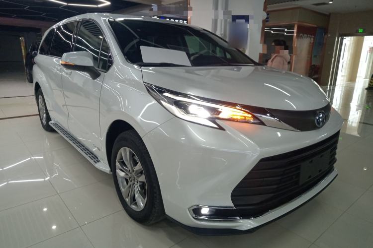 Used Toyota SIENNA 2023 2.5L Hybrid Comfort Edition Exterior 1