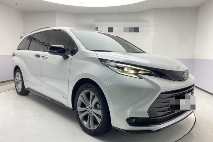 Used Toyota SIENNA 2023 2.5L Hybrid Deluxe Edition Exterior 1