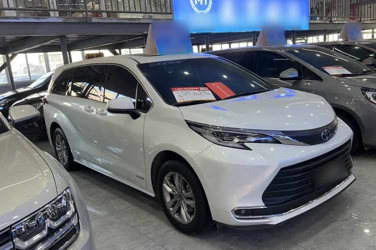 Used Toyota SIENNA 2023 2.5L Hybrid Comfort Edition Exterior 1