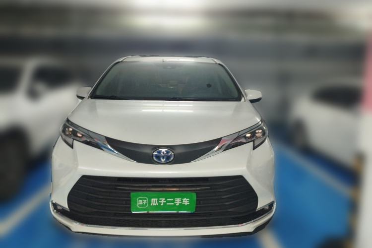 Used Toyota SIENNA 2023 2.5L Hybrid Comfort Edition Exterior 1