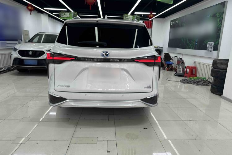 Used Toyota SIENNA 2023 2.5L Hybrid Comfort Edition Exterior 4