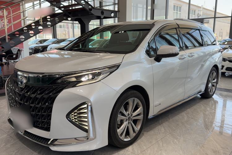 Used Toyota SIENNA 2023 2.5L Hybrid Deluxe Edition Exterior 5