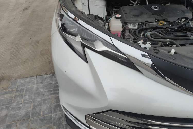 Used Toyota SIENNA 2023 2.5L Hybrid Comfort Edition Exterior 6