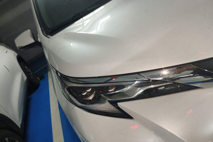 Used Toyota SIENNA 2023 2.5L Hybrid Comfort Edition Exterior 6