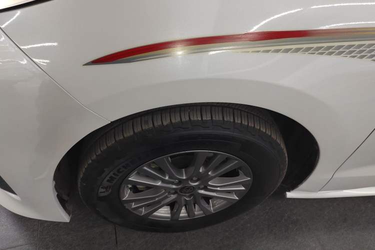 Used Toyota SIENNA 2023 2.5L Hybrid Comfort Edition Exterior 7
