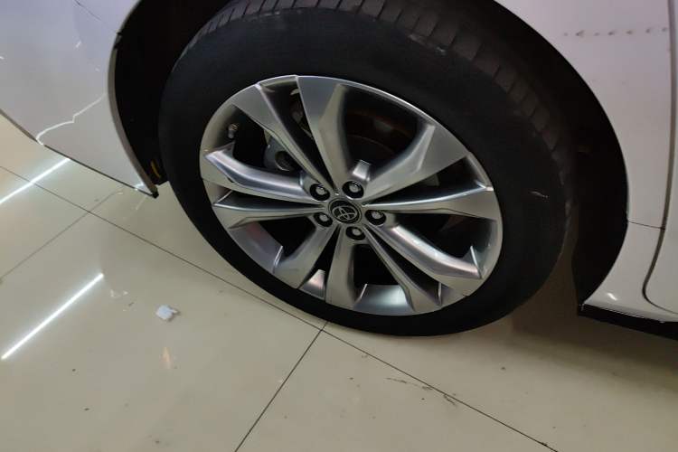 Used Toyota SIENNA 2023 2.5L Hybrid Ultimate Edition Exterior 8