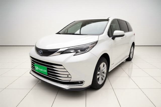 Used Toyota SIENNA 2023 2.5L Hybrid Comfort Edition