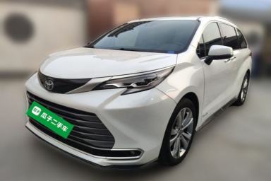 Used Toyota SIENNA 2023 2.5L Hybrid Deluxe Edition