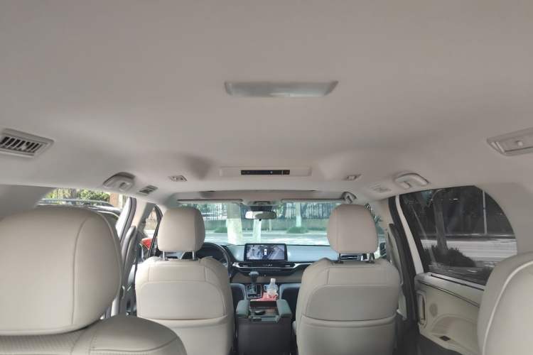 Used Toyota SIENNA 2023 2.5L Hybrid Comfort Edition Headliner