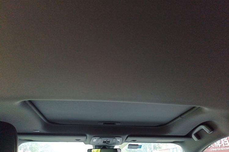 Used Toyota SIENNA 2023 2.5L Hybrid Deluxe Edition Headliner