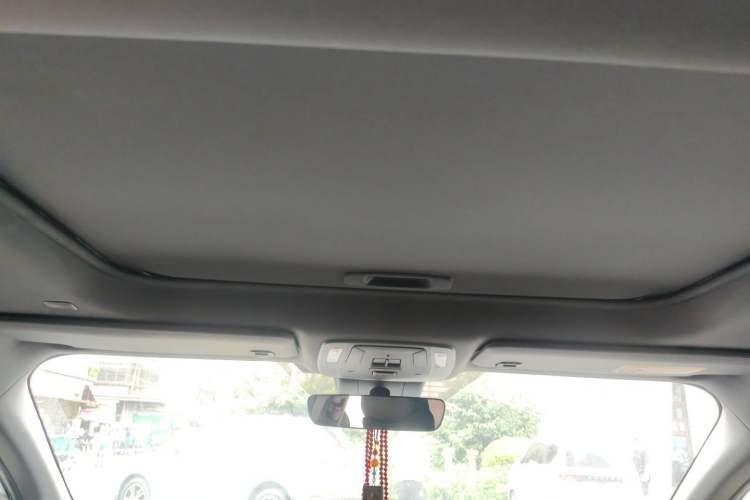 Used Toyota SIENNA 2023 2.5L Hybrid Deluxe Edition Headliner