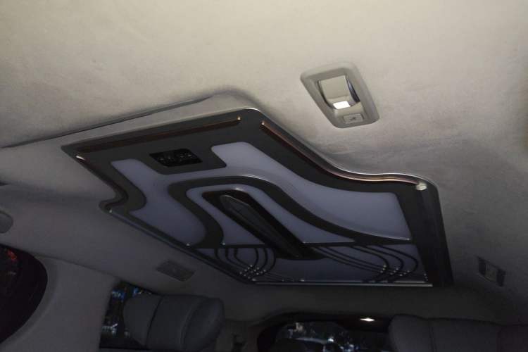 Used Toyota SIENNA 2023 2.5L Hybrid Comfort Edition Headliner