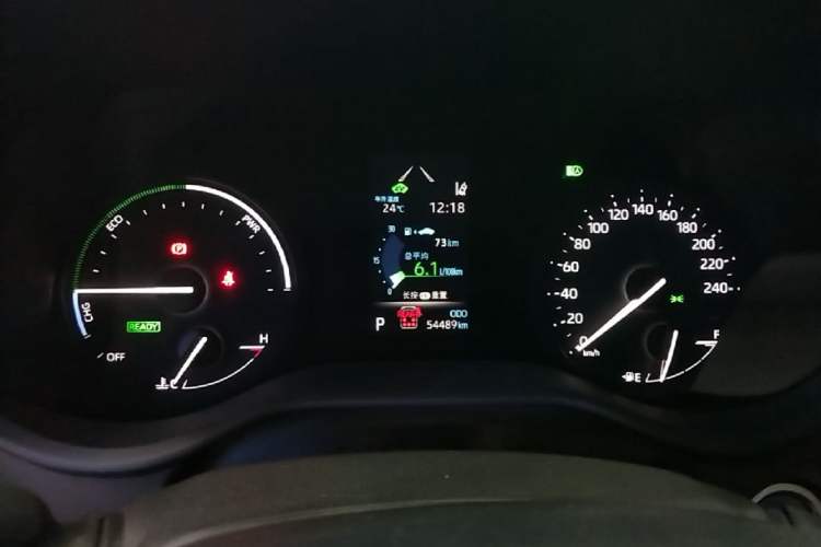 Used Toyota SIENNA 2023 2.5L Hybrid Comfort Edition Instrument Cluster