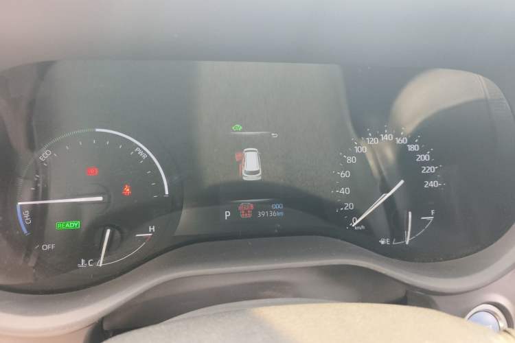 Used Toyota SIENNA 2023 2.5L Hybrid Deluxe Edition Instrument Cluster