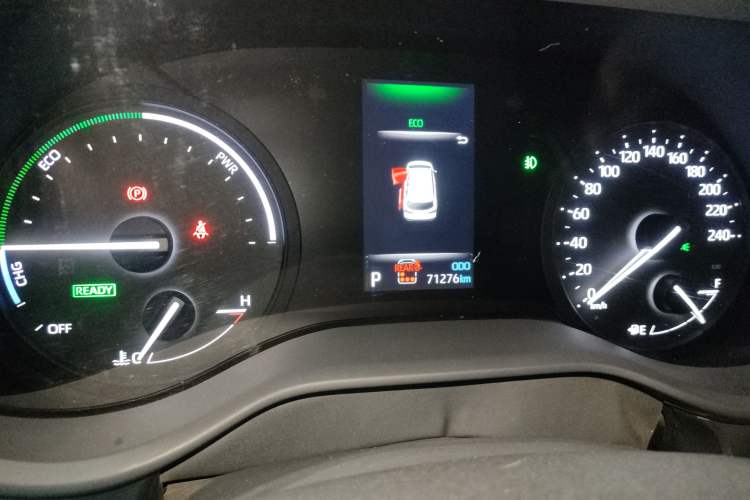 Used Toyota SIENNA 2023 2.5L Hybrid Deluxe Edition Instrument Cluster