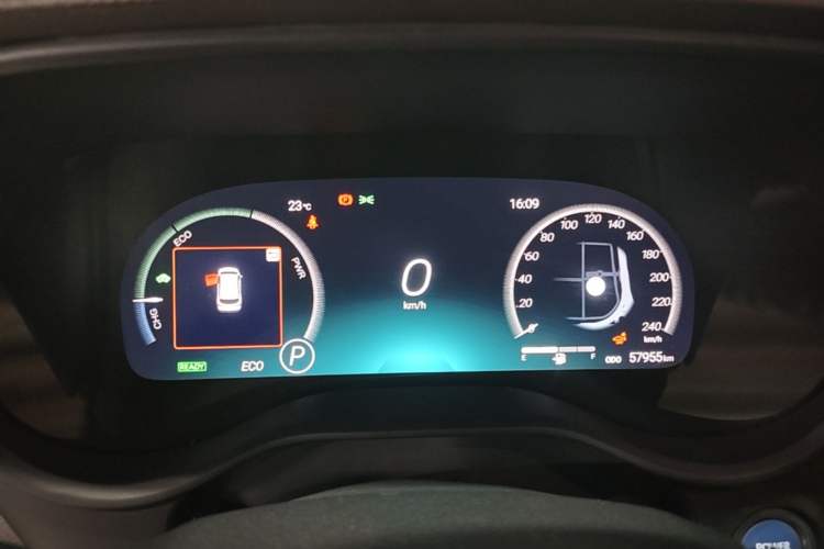 Used Toyota SIENNA 2023 2.5L Hybrid Platinum Edition Instrument Cluster
