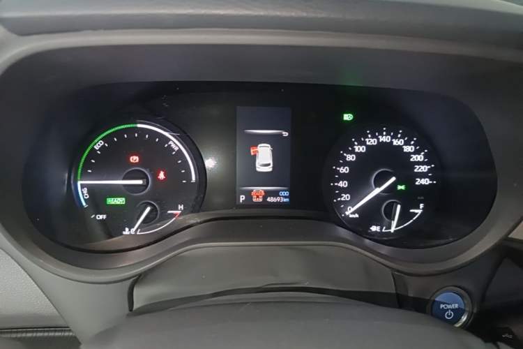 Used Toyota SIENNA 2023 2.5L Hybrid Deluxe Edition Instrument Cluster