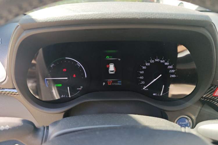 Used Toyota SIENNA 2023 2.5L Hybrid Deluxe Edition Instrument Cluster
