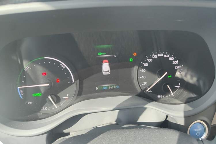 Used Toyota SIENNA 2023 2.5L Hybrid Deluxe Edition Instrument Cluster