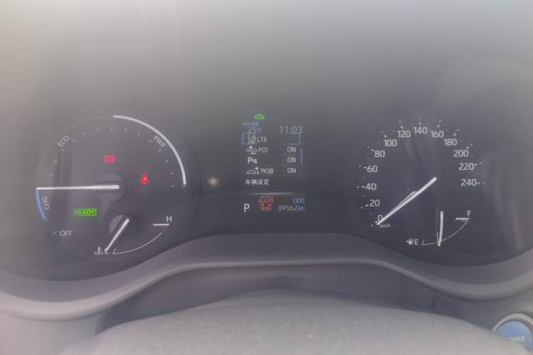 Used Toyota SIENNA 2023 2.5L Hybrid Deluxe Edition Instrument Cluster