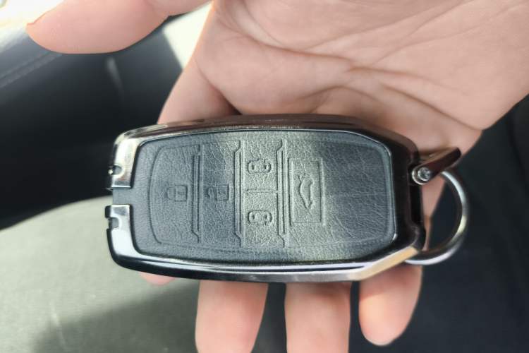 Used Toyota SIENNA 2023 2.5L Hybrid Comfort Edition Interior 1