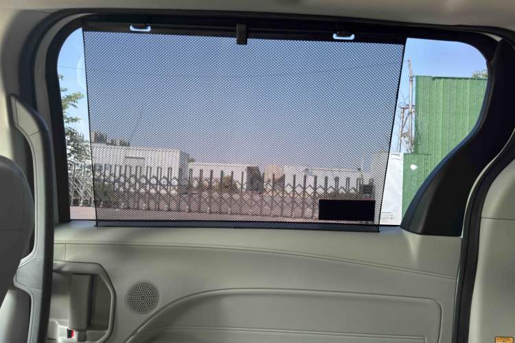 Used Toyota SIENNA 2023 2.5L Hybrid Comfort Edition Interior 10