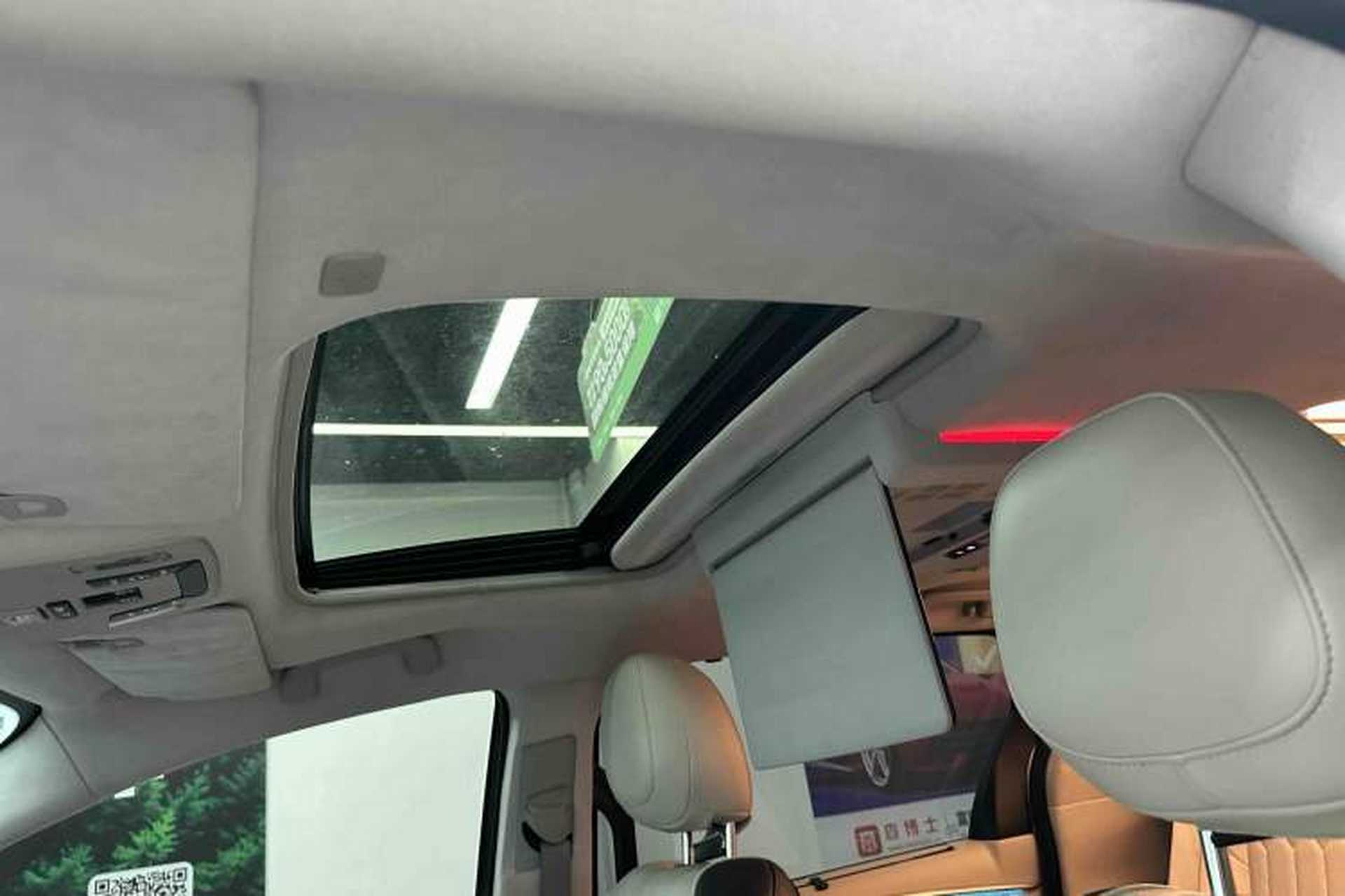 Used Toyota SIENNA 2023 2.5L Hybrid Comfort Edition Interior 5