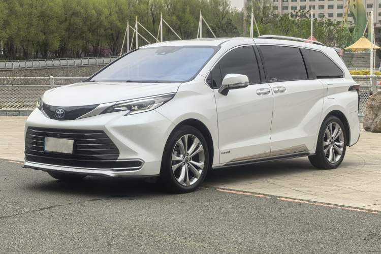 Used Toyota SIENNA 2023 2.5L Hybrid Deluxe Edition Guazi used car, China used car export, Used car for sale, Used  cars, Cheapest cars for sale