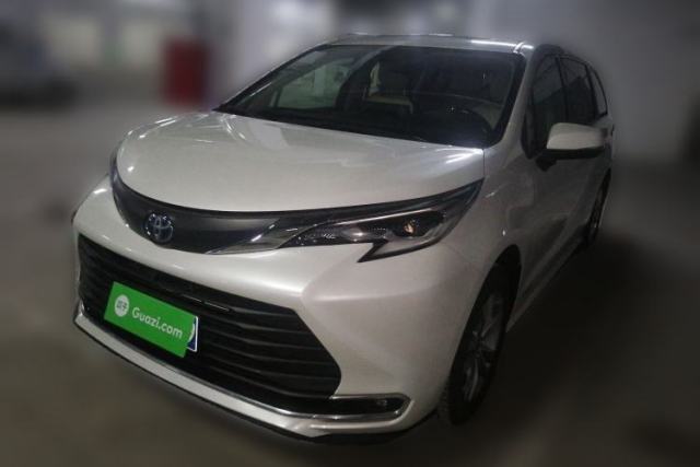 Used Toyota SIENNA 2023 2.5L Hybrid Comfort Edition