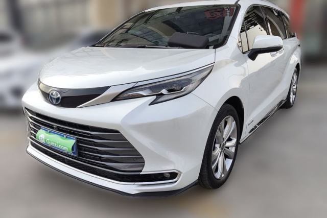 Used Toyota SIENNA 2023 2.5L Hybrid Deluxe Edition