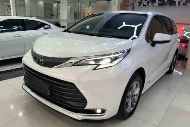 Used Toyota SIENNA 2023 2.5L Hybrid Comfort Edition