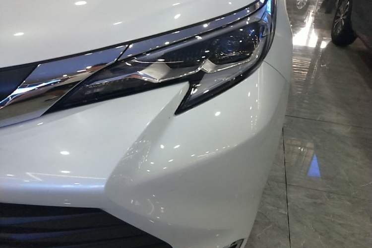 Used Toyota SIENNA 2023 2.5L Hybrid Comfort Edition Left Front Headlight