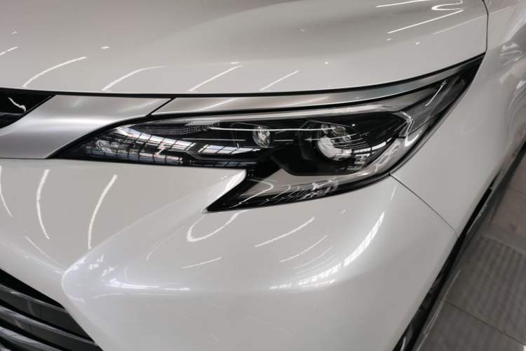 Used Toyota SIENNA 2023 2.5L Hybrid Deluxe Edition Left Front Headlight