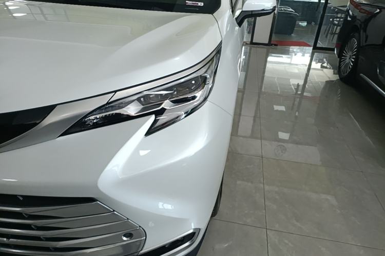 Used Toyota SIENNA 2023 2.5L Hybrid Platinum Edition Left Front Headlight