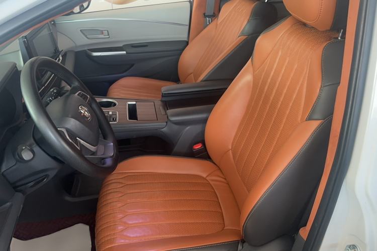 Used Toyota SIENNA 2023 2.5L Hybrid Comfort Edition Left Front Seat
