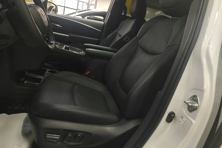 Used Toyota SIENNA 2023 2.5L Hybrid Ultimate Edition Left Front Seat