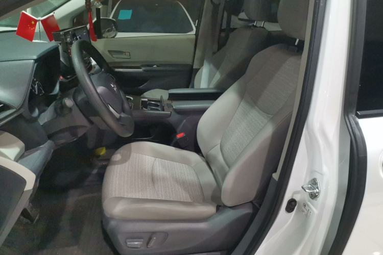 Used Toyota SIENNA 2023 2.5L Hybrid Comfort Edition Left Front Seat
