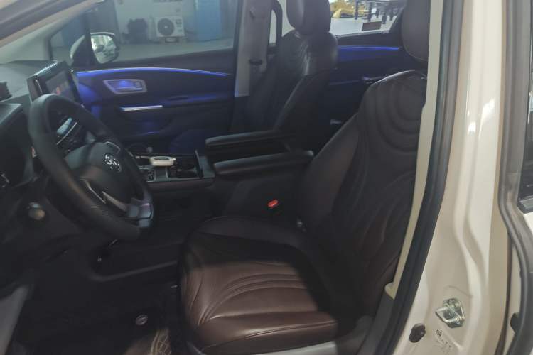 Used Toyota SIENNA 2023 2.5L Hybrid Comfort Edition Left Front Seat