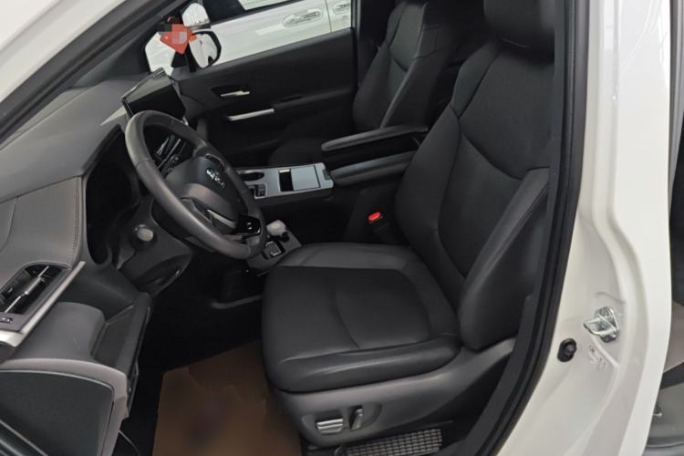 Used Toyota SIENNA 2023 2.5L Hybrid Deluxe Edition Left Front Seat